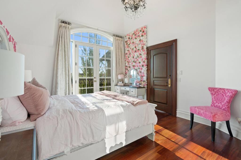 French Chateau W/swim & Theatre: 11,700 Sqft *