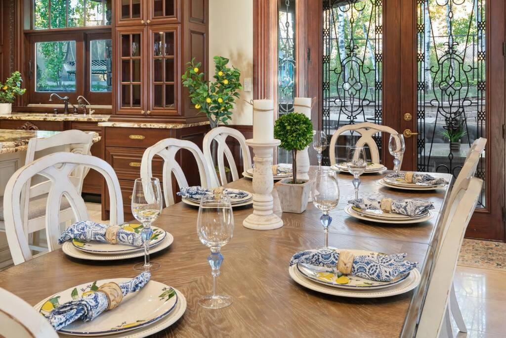 French Chateau W/swim & Theatre: 11,700 Sqft *